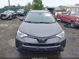 Toyota Rav4 Le JTMBFREV3JJ730416 снимка