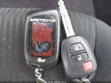 Toyota Rav4 Le JTMBFREV3JJ730416 снимка