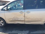Toyota Sienna Le 8 Passenger 5TDKK3DC4FS550851 photo