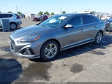Hyundai Sonata Limited 5NPE34AF9JH702393 photo