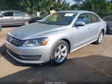Volkswagen Passat 2.0L Tdi Se 1VWBN7A32DC081595 fotografie