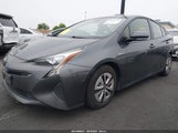 Toyota Prius Three JTDKARFU1H3040912 снимка
