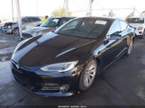 Tesla Model S 100D/75D/P100D 5YJSA1E28JF264740 fotografie
