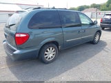 Chrysler Town & Country Touring 2A4GP54L26R757390 fotografie