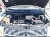 Lincoln Mkx 2LMDU68C17BJ38243 photo