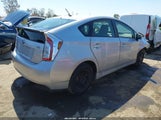 Toyota Prius Two JTDKN3DU8C5501752 fotografie