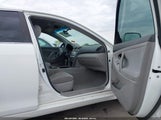 Toyota Camry Le 4T4BF3EK6BR100717 снимка