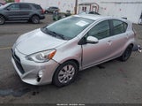 Toyota Prius C Two JTDKDTB38F1587024 снимка