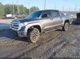 Toyota Tundra Sr5 5.7L V8 5TFDW5F13HX609518 снимка