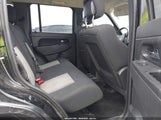 Jeep Liberty Sport 1J4PP2GK7AW171477 photo