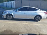 Nissan Altima Sv Fwd 1N4BL4DV1PN332142 fotografie