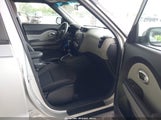 Kia Soul KNDJN2A2XH7456320 снимка