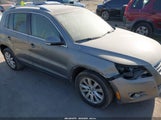 Volkswagen Tiguan S/Se/Sel WVGAV75N29W003913 photo