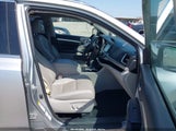 Toyota Highlander Xle 5TDJZRFH2KS925004 снимка