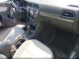 Volkswagen Tiguan 2.0T Se/2.0T Se R-Line Black/2.0T Sel 3VV2B7AX5MM012222 photo