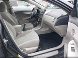 Toyota Corolla Le 2T1BU4EE5DC978742 fotografie