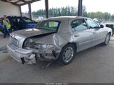 Lincoln Town Car Signature Limited 1LNHM82W96Y642794 photo