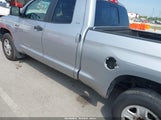 Toyota Tundra Sr5 5.7L V8 5TFUW5F17GX582371 photo