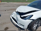 Tesla Model Y Long Range Dual Motor All-Wheel Drive 5YJYGDEE6MF072757 снимка