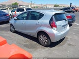 Toyota Prius C Two JTDKDTB35F1111992 снимка