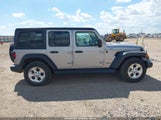 Jeep Wrangler Unlimited Sport S 4X4 1C4HJXDN8LW235231 fotografie