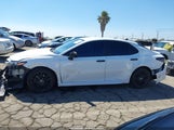 Toyota Camry Se Nightshade Edition 4T1G11AK8MU443539 photo