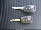 Toyota Rav4 Le 2T3BFREV6HW587733 снимка