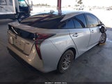 Toyota Prius Two JTDKBRFU7J3596306 снимка