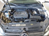 Volkswagen Passat 1.8T S 1VWAT7A3XFC068050 снимка