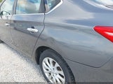 Nissan Sentra Sv 3N1AB7AP1JL618261 снимка