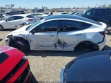Tesla Model Y Performance Dual Motor All-Wheel Drive 7SAYGDEF4NF536139 photo
