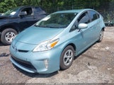 Toyota Prius Three JTDKN3DUXF1973964 снимка