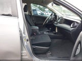 Toyota Rav4 Le 2T3ZFREV7HW345323 fotografie