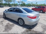 Toyota Camry Le 4T1BF1FK1HU281070 снимка