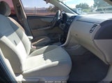 Toyota Corolla Le 2T1BU4EE8AC510970 снимка
