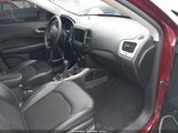 Jeep Compass Latitude 4X4 3C4NJDBBXMT546922 снимка