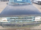 Mazda B2200 Short Bed JM2UF1132N0298259 fotografie