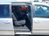 Chrysler Town & Country Touring-L 2C4RC1CG9CR137915 fotografie