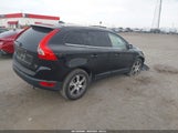 Volvo Xc60 T6/T6 Platinum/T6 Premier Plus/T6 R-Design/T6 R-Design Platinum/T6 R-Design Premier Plus YV4902DZ0D2444904 fotografie