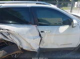 Jeep Cherokee Latitude Plus Fwd 1C4PJLLB8KD332287 photo