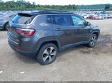 Jeep Compass Latitude 4X4 3C4NJDBB8JT245724 снимка