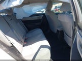 Toyota Corolla Le 5YFBURHE8FP182028 снимка