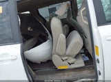 Toyota Sienna Le V6 5TDKK3DC4BS033446 снимка