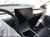 Tesla Model Y Long Range Dual Motor All-Wheel Drive 5YJYGDEE0MF204086 снимка
