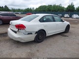 Volkswagen Passat 2.5L S 1VWAP7A38CC035256 снимка