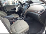 Hyundai Santa Fe Sport 2.4L 5NMZT3LB5JH065442 photo