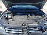 Volkswagen Tiguan 2.0T S 3VV1B7AX6JM030414 photo