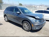 Volkswagen Tiguan 2.0T S 3VV1B7AX6JM030414 photo
