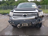 Toyota Tundra Sr5 5.7L V8 5TFDW5F18HX610325 fotografie