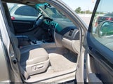 Toyota 4Runner Limited V6 JTEBU17R250056662 photo